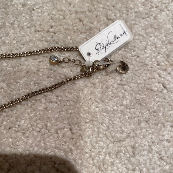 Signature beaded necklace - Picture 5 of 6